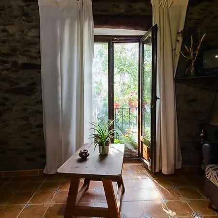 Casa El Porton Bubion